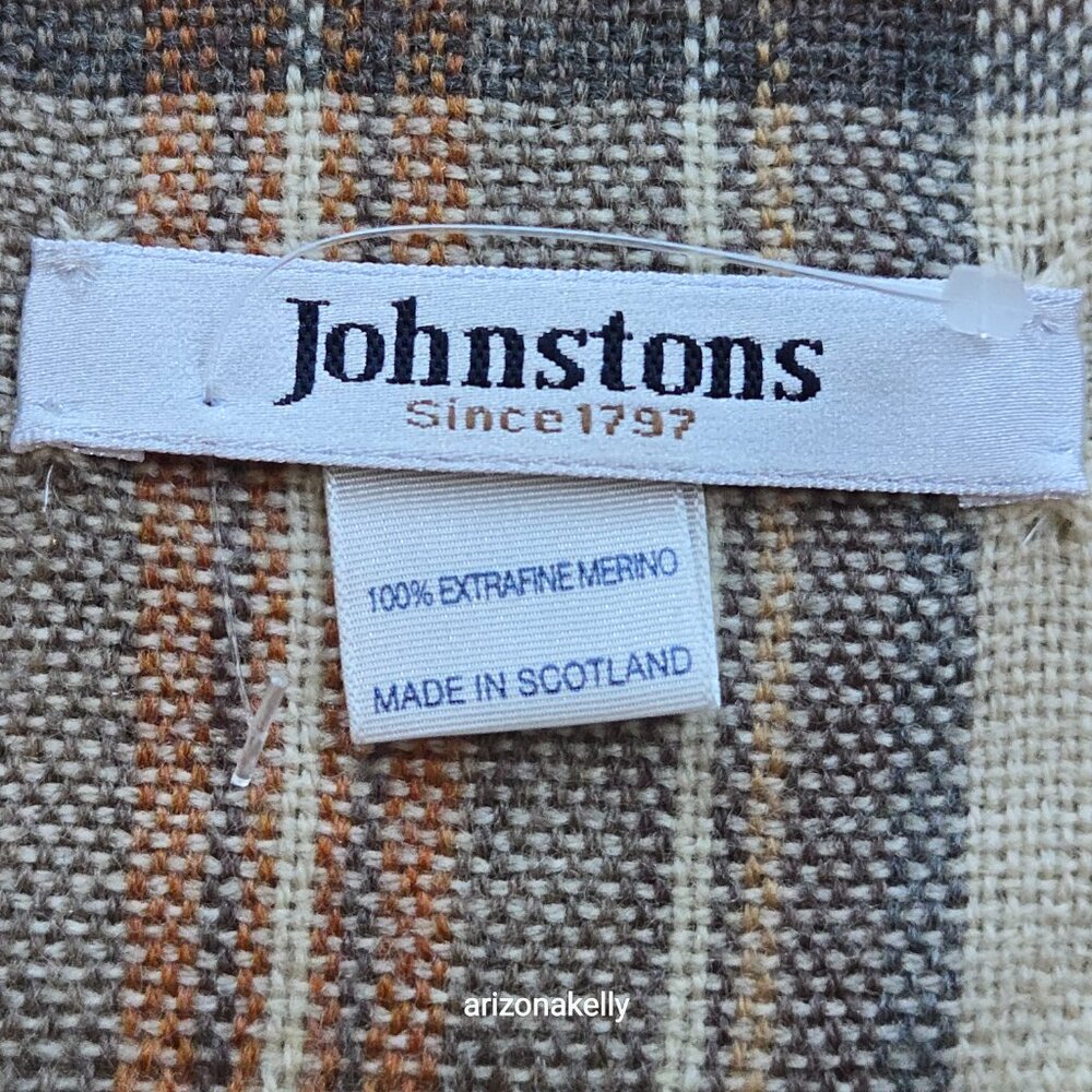 NWOT Johnstons Extra Fine Merino Wool Plaid Scarf Scotland - Picture 2 of 11